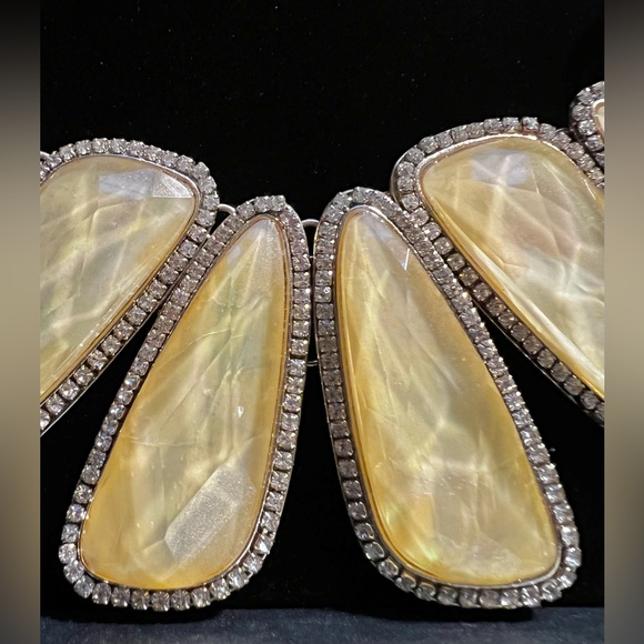 Vintage Jardin Gold Rhinestone Faceted Medallion Necklace with Matching Earrings - Picture 2 of 5